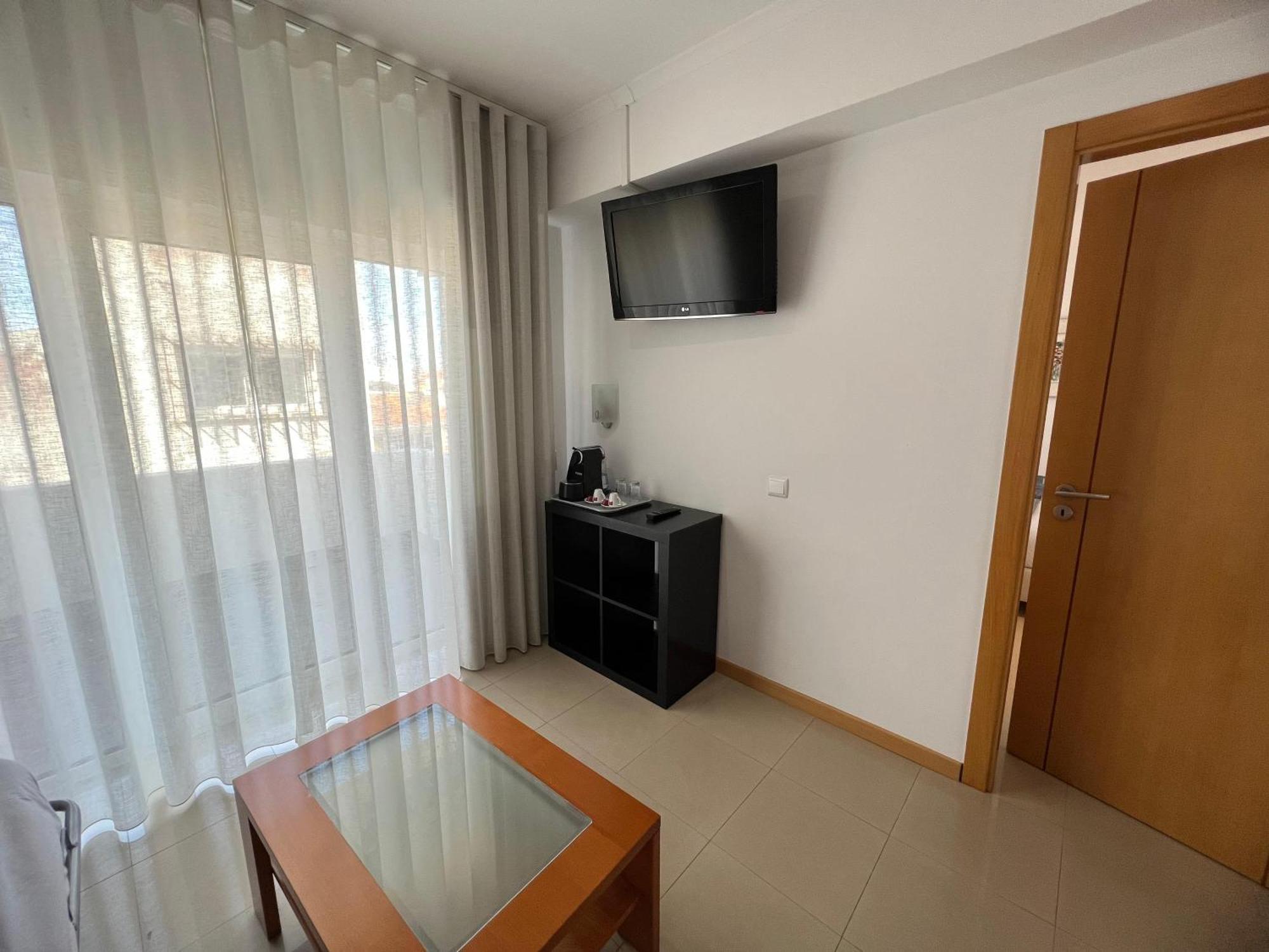 Be One Hotel Caldas Da Rainha - By Mhmb Hospitality الغرفة الصورة